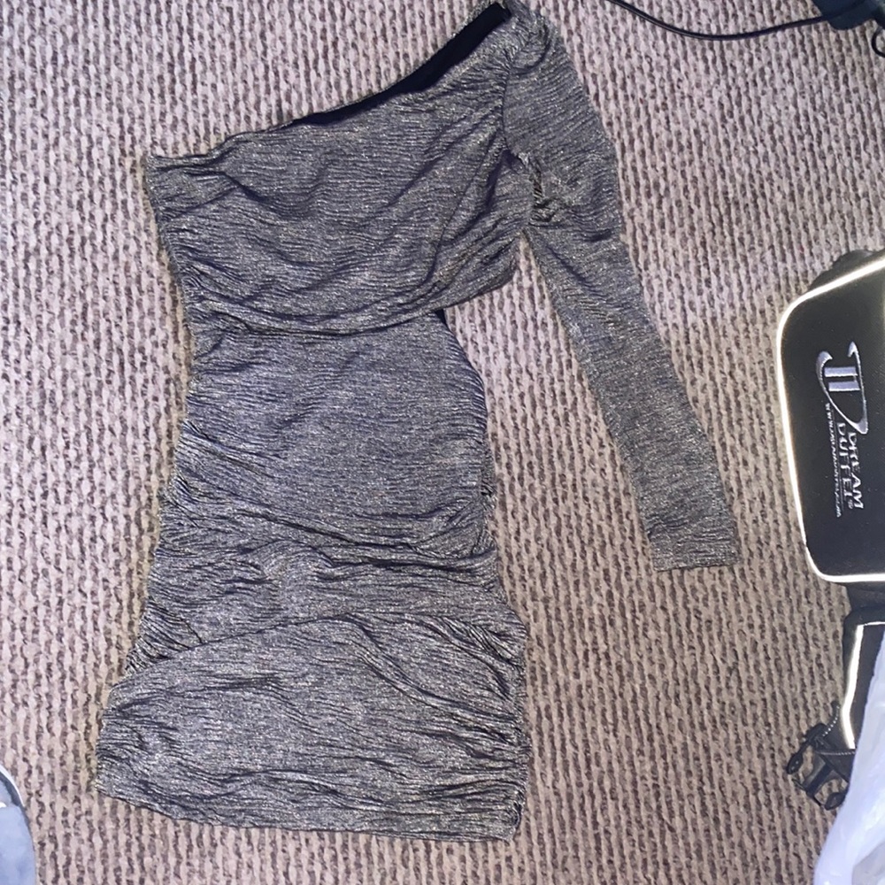 Forever 21 dark grey one sleeve body dress. Unworn.